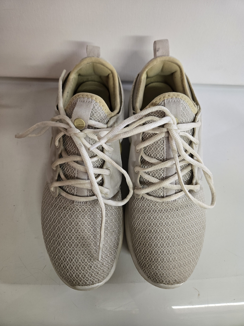 Nike Lightweight Breathable Sneakers in Off-White